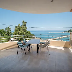 Harbour View - Oceanis Pórosz