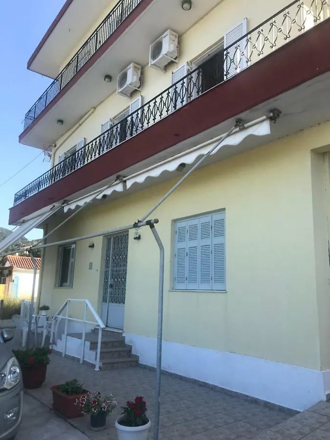 ** Bed and breakfast Natalia Studios Poros  Grecia